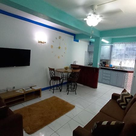 Cozy Vacation Retreat With Free Parking Lejlighed Roseau Eksteriør billede
